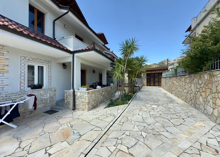 Villa Ida Apartments